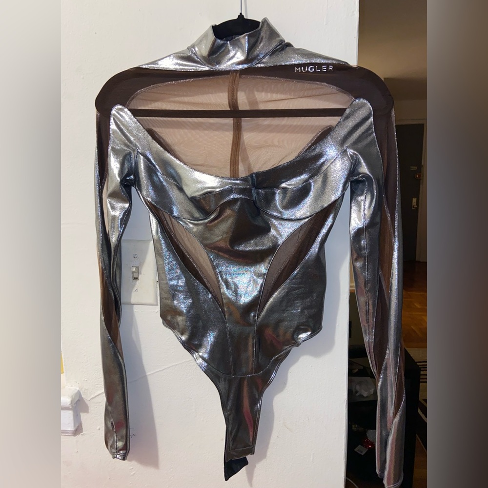 MUGLER Dua Lipa Metallic Illusion Bodysuit